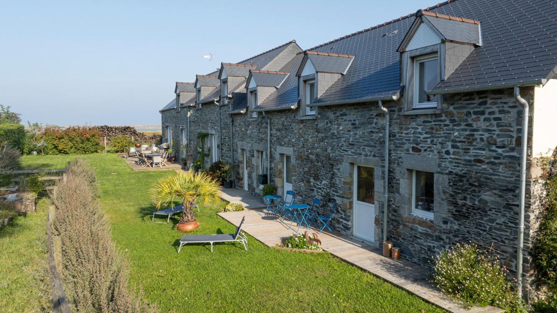Bricqueville-sur-Mer Le Bout Du Monde Bed & Breakfast エクステリア 写真